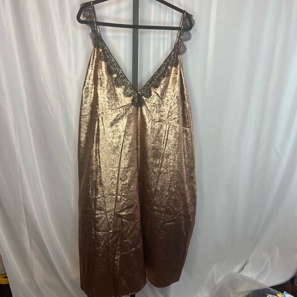 Future Collective Kahlana Barfield Brown Gold Metallic Nightgown, size 4X